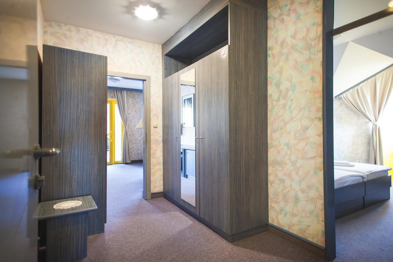 Hotel Dravograd Luaran gambar