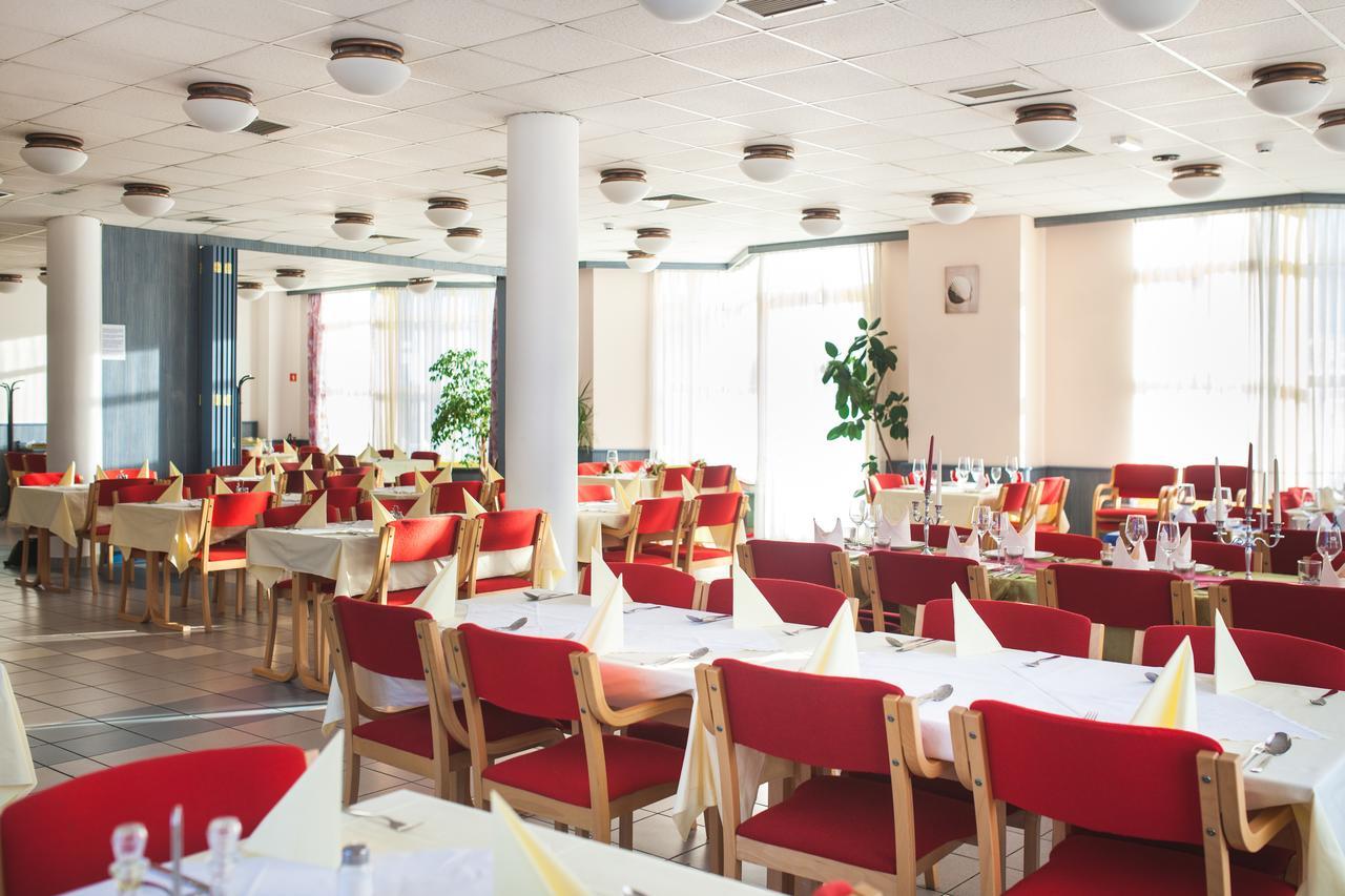 Hotel Dravograd Luaran gambar